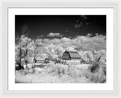 Barn in rural Montana, Infrared View / Art Photo - Framed Print