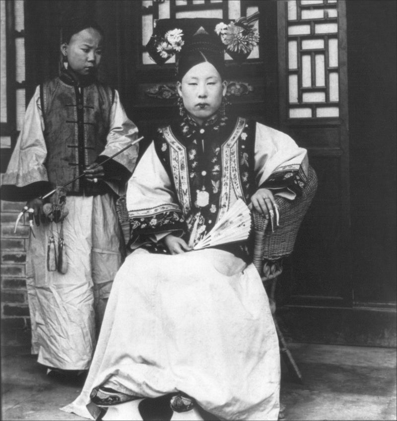 A Manchurian Lady of Noble Birth and Maid, Peking, China