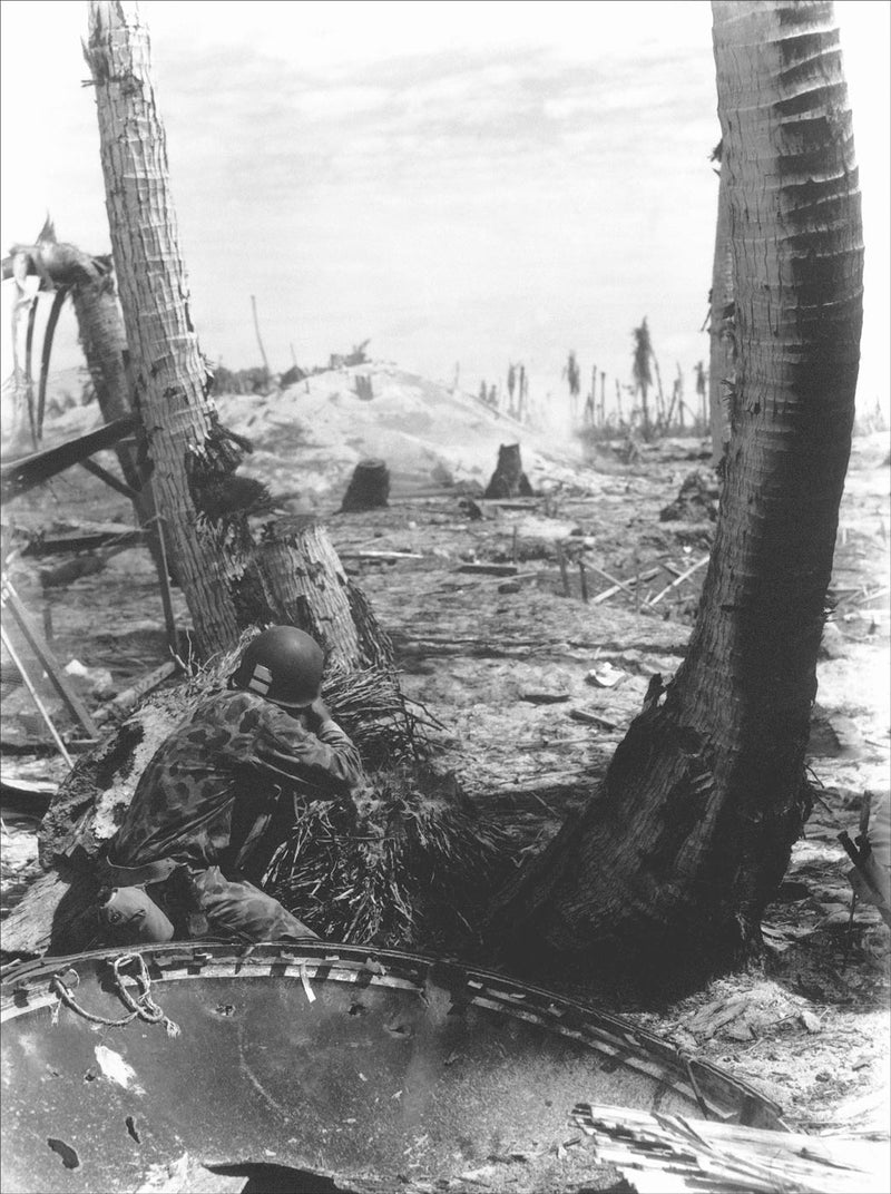 US Marine Fighting on Tarawa, Gilbert Islands