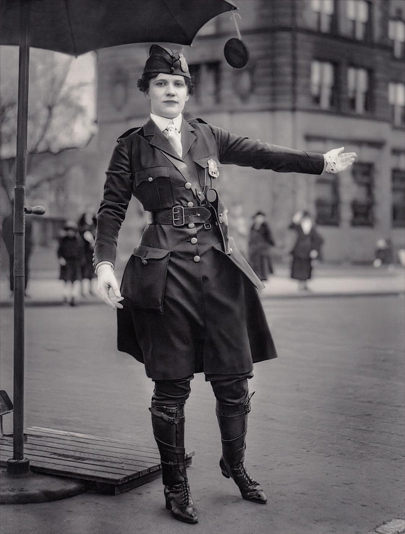 Leola King, One of the First US Police Woman