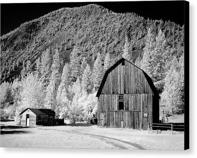 Barn in rural Montana, Infrared View / Art Photo - Canvas Print