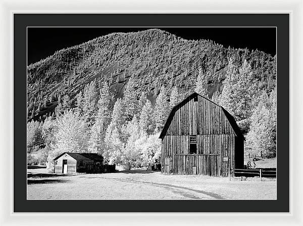 Barn in rural Montana, Infrared View / Art Photo - Framed Print