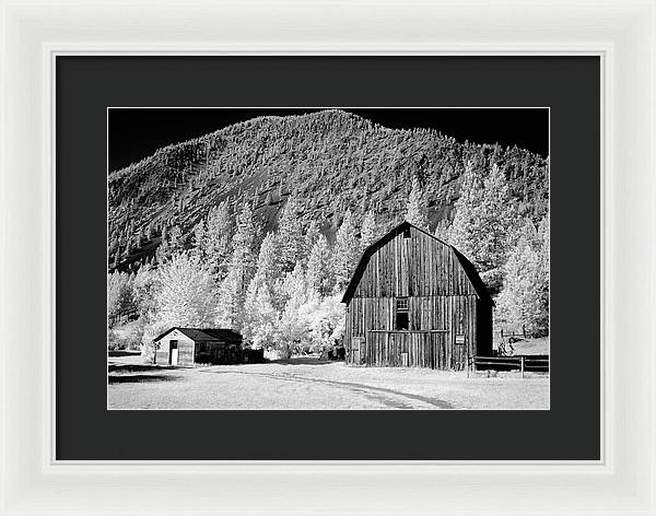 Barn in rural Montana, Infrared View / Art Photo - Framed Print