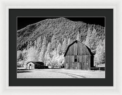 Barn in rural Montana, Infrared View / Art Photo - Framed Print