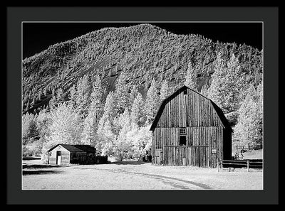 Barn in rural Montana, Infrared View / Art Photo - Framed Print