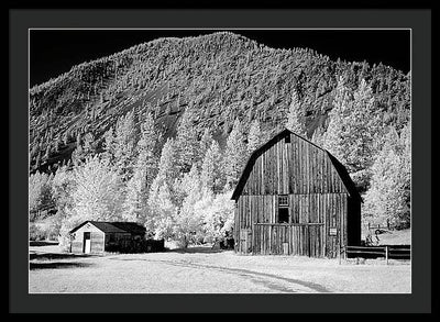 Barn in rural Montana, Infrared View / Art Photo - Framed Print