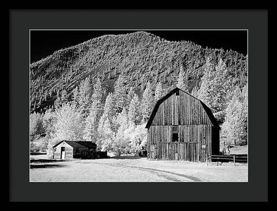 Barn in rural Montana, Infrared View / Art Photo - Framed Print