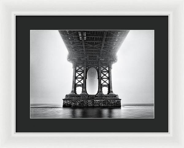 Brooklyn Bridge / Art Photo - Framed Print