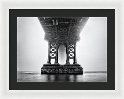 Brooklyn Bridge / Art Photo - Framed Print