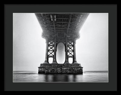 Brooklyn Bridge / Art Photo - Framed Print