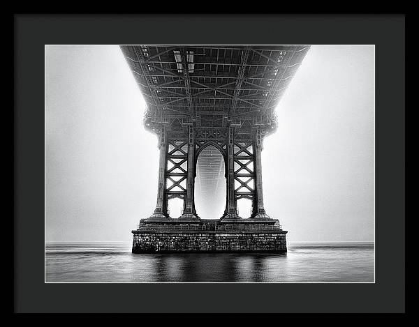 Brooklyn Bridge / Art Photo - Framed Print