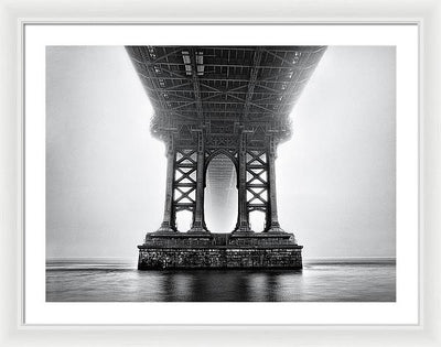 Brooklyn Bridge / Art Photo - Framed Print