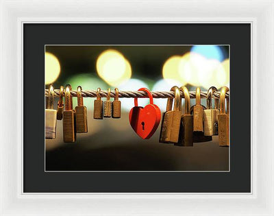 Cadenas d'Amour / Art Photo - Framed Print