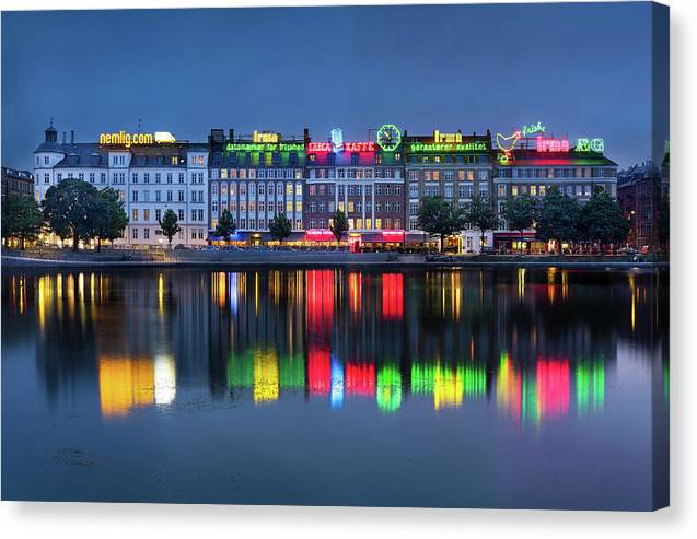 Cityscape and Skyline by the Copenhagen Lakes, Denmark / Art Photo - Canvas Print