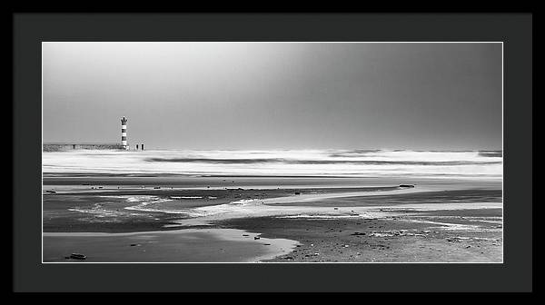 Effet Mer, Port la Nouvelle, la Plage / Art Photo - Framed Print