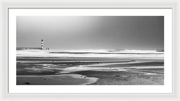 Effet Mer, Port la Nouvelle, la Plage / Art Photo - Framed Print