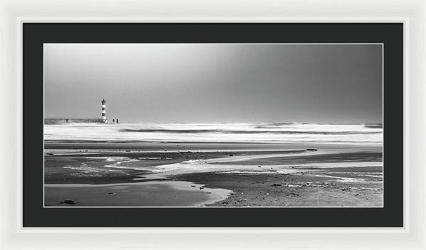 Effet Mer, Port la Nouvelle, la Plage / Art Photo - Framed Print