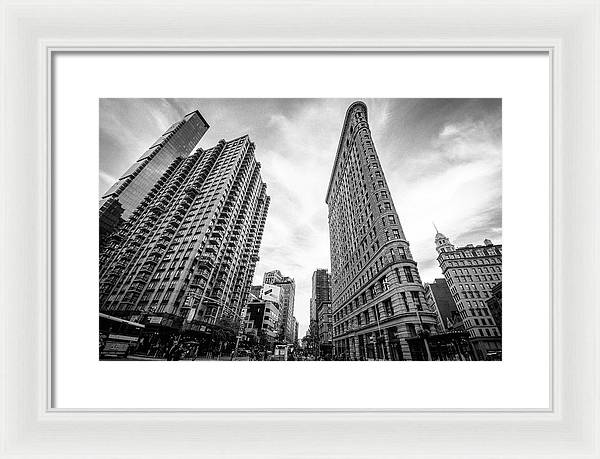 Flat Iron Building, New York / Art Photo - Framed Print