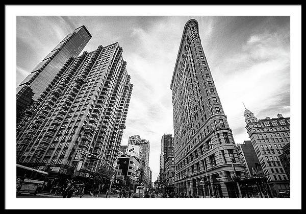 Flat Iron Building, New York / Art Photo - Framed Print