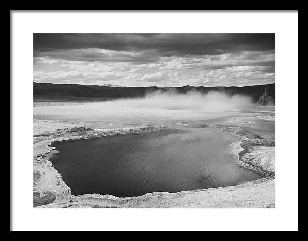 Fountain Geyser Pool, Yellowstone / Art Photo National Park, Wyoming - Framed Print