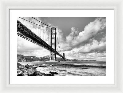 Golden Gate Bridge / Art Photo - Framed Print