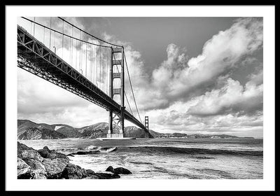 Golden Gate Bridge / Art Photo - Framed Print