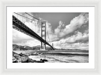 Golden Gate Bridge / Art Photo - Framed Print