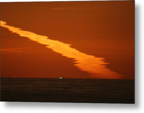 Green Flash in Santa Cruz, California / Art Photo - Metal Print