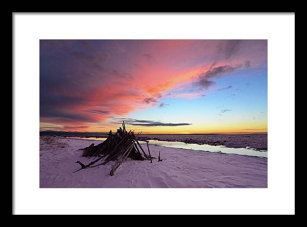 Kincaid Beach, Alaska / Art Photo - Framed Print