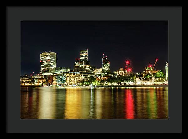 London Skyline / Art Photo - Framed Print