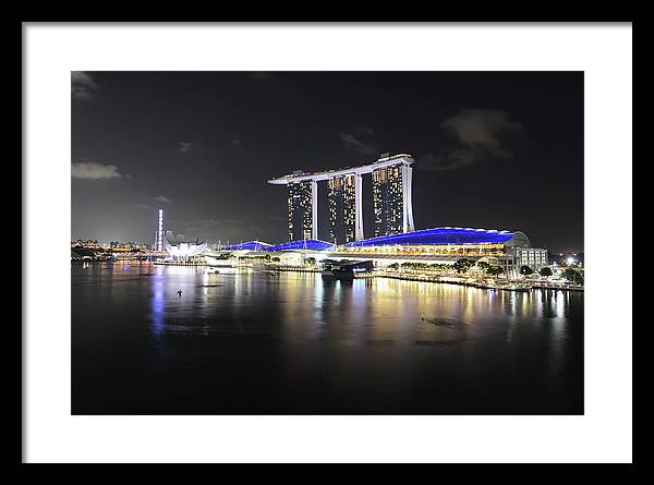 Marina Bay Sands, Singapore / Art Photo - Framed Print