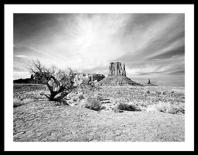 Monument Valley, Arizona / Art Photo - Framed Print