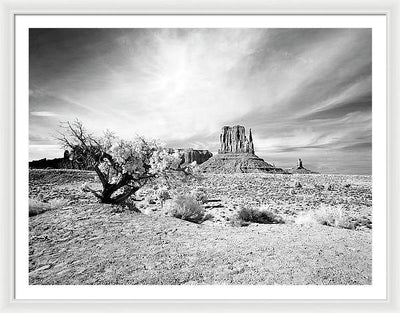 Monument Valley, Arizona / Art Photo - Framed Print