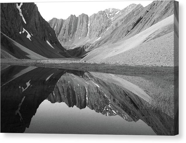 Ooolah Valley, Alaska / Art Photo - Canvas Print