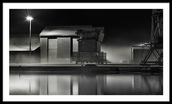 Port Nocturne / Art Photo - Framed Print