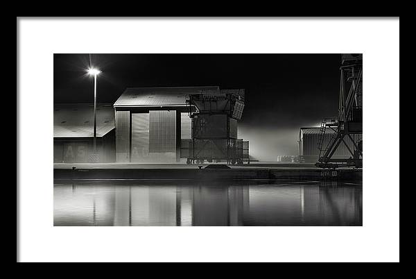 Port Nocturne / Art Photo - Framed Print