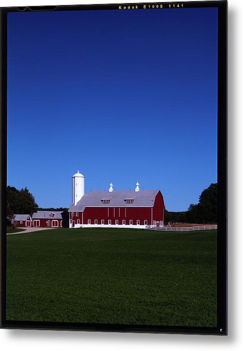 Red Barn - Metal Print