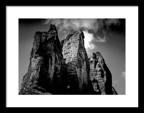 Rocky Peak / Art Photo - Framed Print