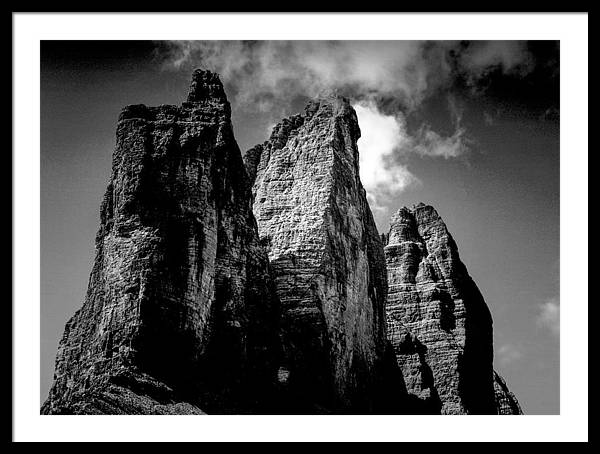 Rocky Peak / Art Photo - Framed Print