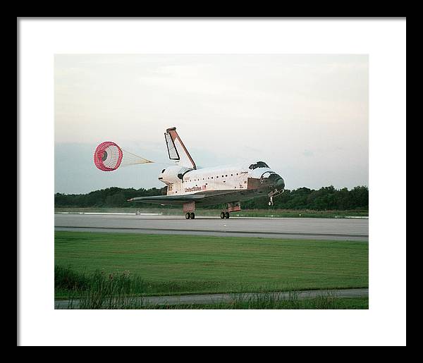 Shuttle Columbia, 1995 / Art Photo - Framed Print