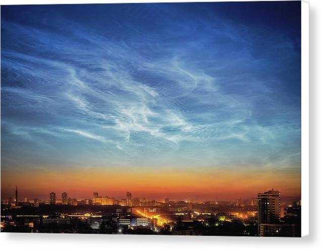 ds in the Sky oSilvery Clouver Yekaterinburg / Art Photo - Canvas Print