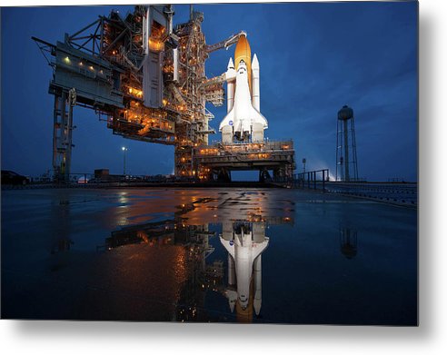 Space Shuttle Atlantis, Cape Canaveral / Art Photo - Metal Print