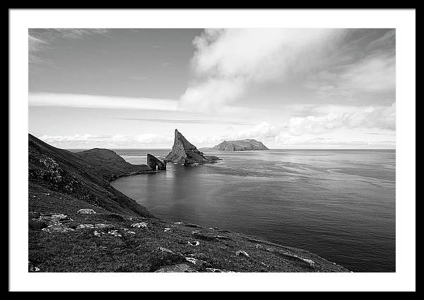 The Drangarnir sea stacks off the Faroe Islands. / Art Photo - Framed Print