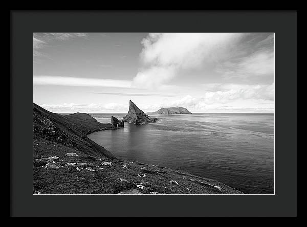 The Drangarnir sea stacks off the Faroe Islands. / Art Photo - Framed Print