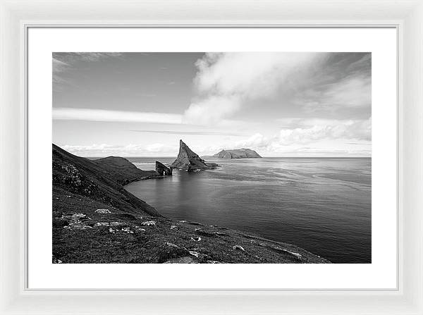 The Drangarnir sea stacks off the Faroe Islands. / Art Photo - Framed Print