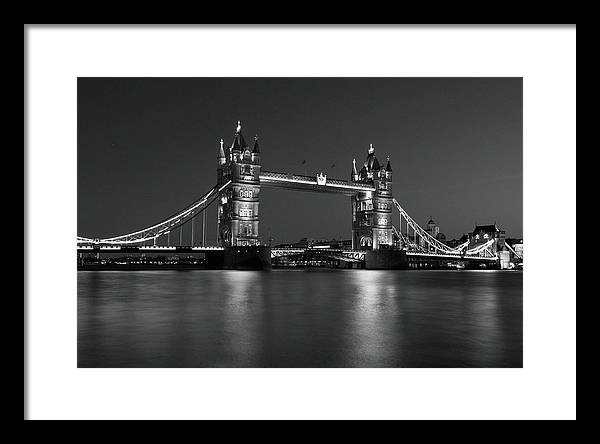 Tower Bridge, London / Art Photo - Framed Print