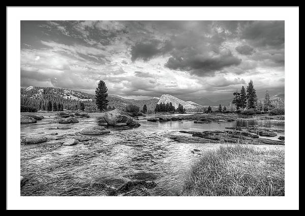 Tuolumne Rive, Yosemite National Park, California / Art Photo - Framed Print