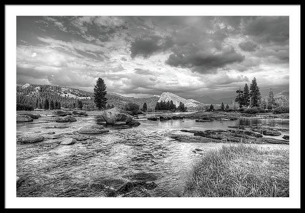 Tuolumne Rive, Yosemite National Park, California / Art Photo - Framed Print