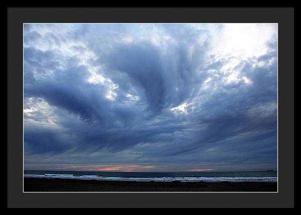 Turbulent Sky with some Mammatus Clouds / Art Photo - Framed Print