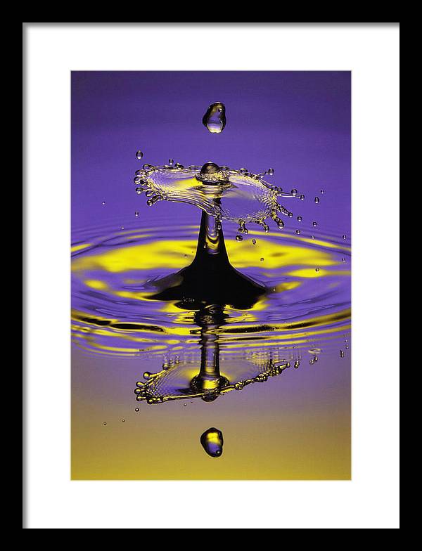 Twilight, Drop and Splash / Art Photo - Framed Print